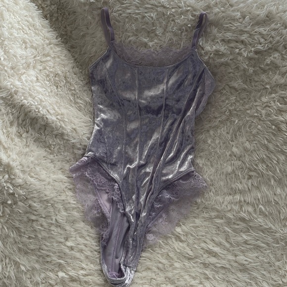 Forever 21 Tops - Forever 21 velvet and lace bodysuit. Brand new with tags and never worn